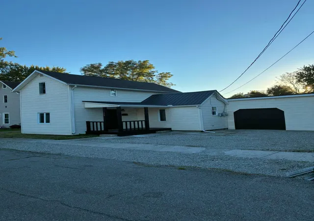 Photo 1 of Single family home for sale at 203 Erie St, Marion, OH 43302 | MLS# 226038723 | Listing updated on 2026-10-13