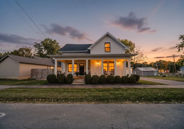 Photo 1 of Single family home for sale at 333 S Chillicothe St, Plain City, OH 43064 | MLS# 226038707 | Listing updated on 2026-10-25