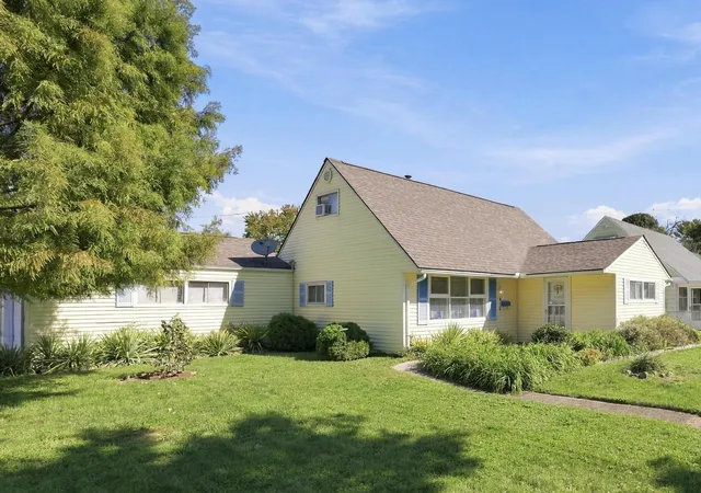 Photo 1 of Single family home for sale at 4126 Rickenbacker Ave, Columbus, OH 43213 | MLS# 226038717 | Listing updated on 2026-10-26