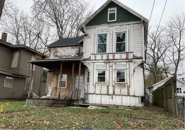 Photo 1 of Single family home for sale at 147 Jefferson St, Marion, OH 43302 | MLS# 226038737 | Listing updated on 2026-10-15
