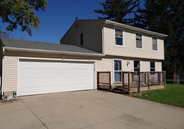Photo 1 of Single family home for sale at 3716 Greenock Ct, Columbus, OH 43228 | MLS# 226039186 | Listing updated on 2026-10-21