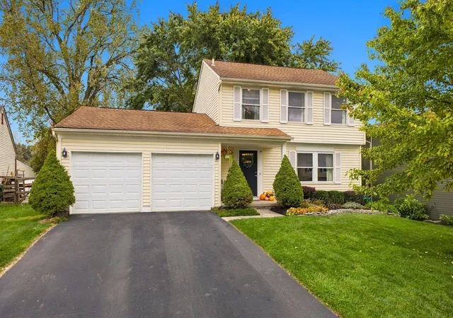 Photo 1 of Single family home for sale at 3672 Wango Ct, Columbus, OH 43221 | MLS# 226038808 | Listing updated on 2026-10-28