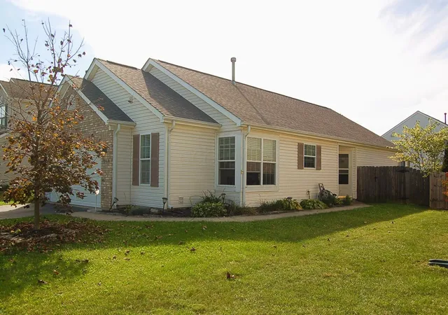 Photo 1 of Single family home for sale at 1069 Crossbrook Blvd, Galloway, OH 43119 | MLS# 226038884 | Listing updated on 2026-10-19