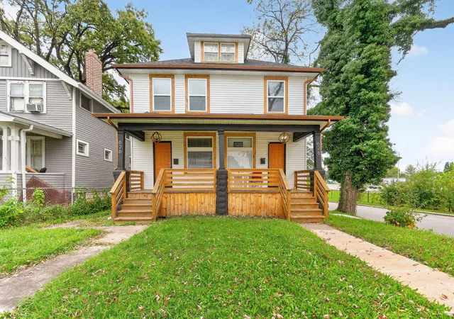 Multi family home for sale at 626-628 Berkeley Rd, Columbus, OH 43205 | MLS# 226039456