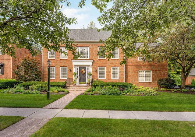 Photo 1 of Mansion for sale at 4193 Sudbrook Sq W, New Albany, OH 43054 | MLS# 226039023 | Listing updated on 2026-10-19