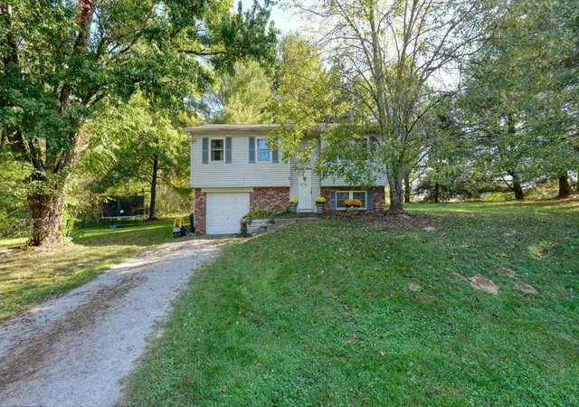 Photo 1 of Sale Pending at 62282 Forestview Dr, Cambridge, OH 43725 | MLS# 226038809 | Listing updated on 2026-10-17