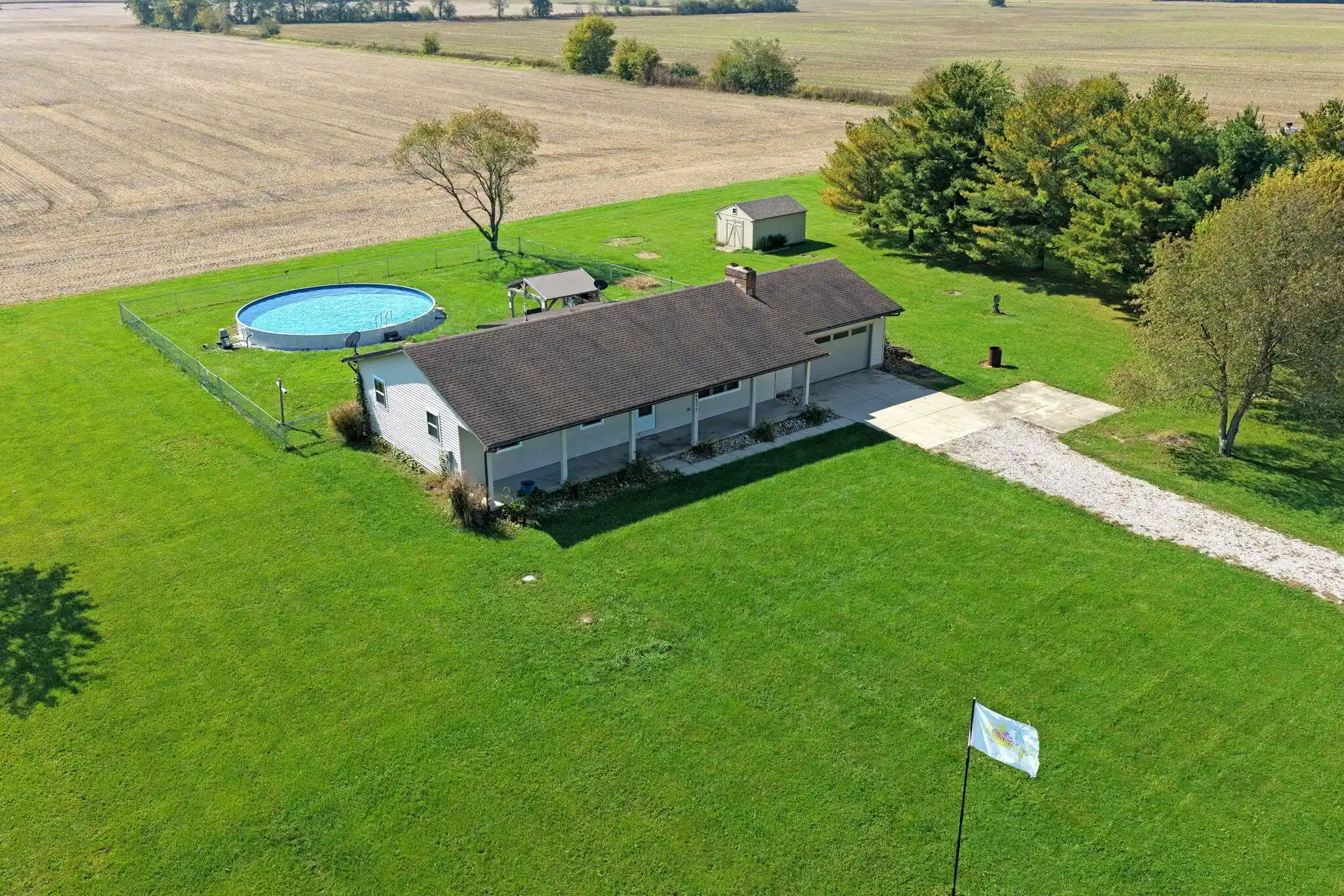 Single family home for sale at 14311 Davis Rd, Mount Sterling, OH 43143 | MLS# 226038824