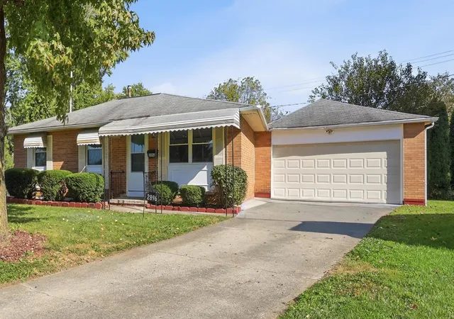 Photo 1 of Single family home for sale at 2896 Nuway Rd, Columbus, OH 43207 | MLS# 226038883 | Listing updated on 2026-10-22