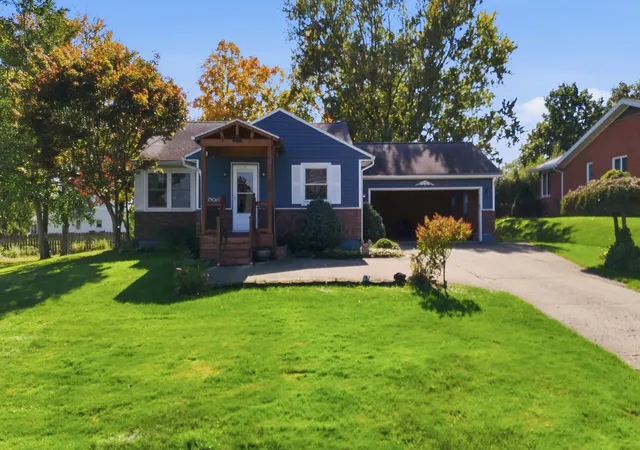 Photo 1 of Sale Pending at 845 Duff Dr, Ashland, OH 44805 | MLS# 226039016 | Listing updated on 2026-10-25