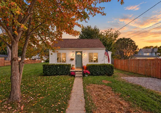 Photo 1 of Sale Pending at 255 Grant Ave, Plain City, OH 43064 | MLS# 226039324 | Listing updated on 2026-10-17