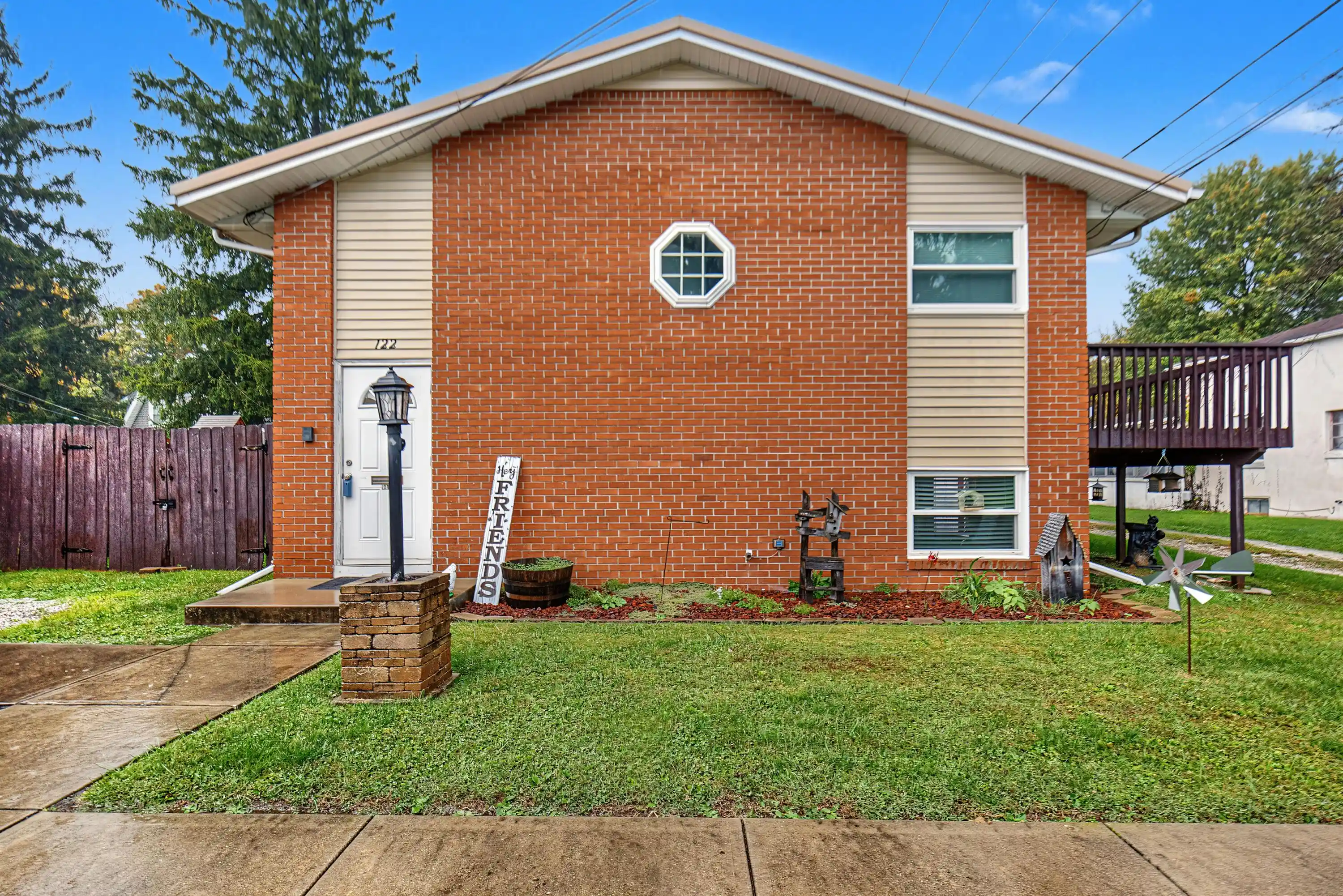 Multi family home for sale at 122 Cherry St, Newark, OH 43055 | MLS# 226039259