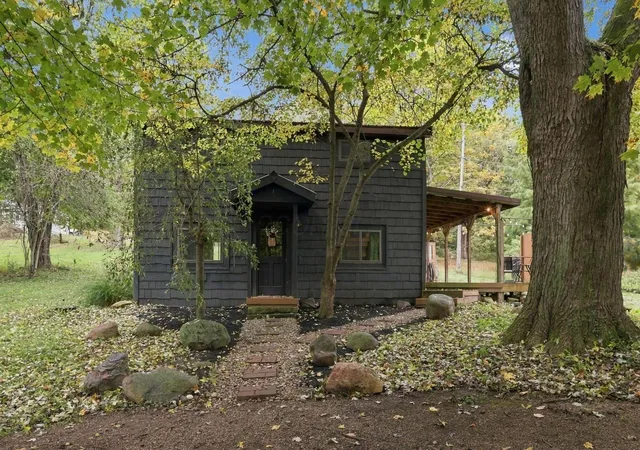 Photo 1 of Single family home for sale at 1235 Union Sta Rd, Granville, OH 43023 | MLS# 226039342 | Listing updated on 2026-10-20