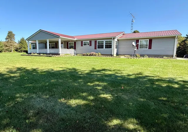 Photo 1 of Single family home for sale at 1520 Parrett Rd, Greenfield, OH 45123 | MLS# 226039001 | Listing updated on 2026-10-16