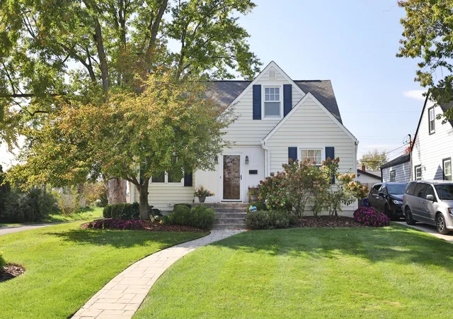 Photo 1 of Single family home for sale at 487 Demorest Rd, Columbus, OH 43204 | MLS# 226039029 | Listing updated on 2026-10-18