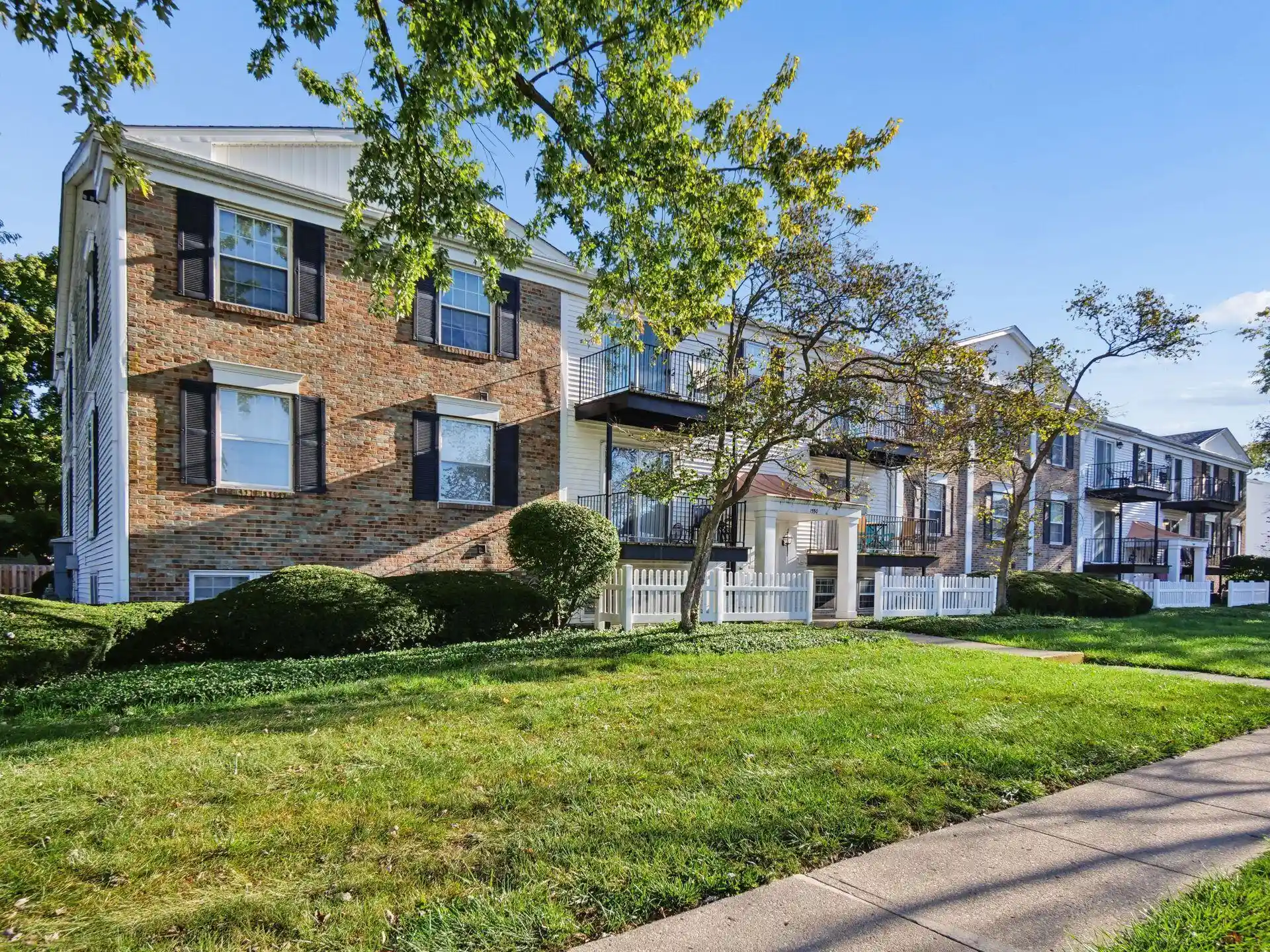 Condo for sale at 1550 Slade Ave #302, Columbus, OH 43235 | MLS# 226040028