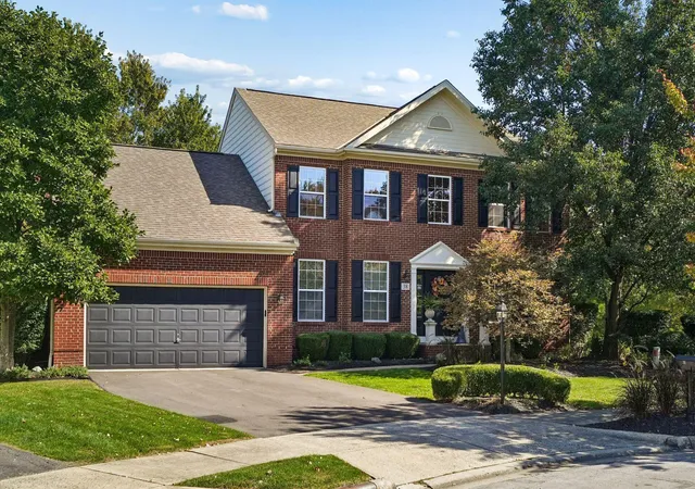 Photo 1 of Single family home for sale at 38 Timber Oak Ct, Powell, OH 43065 | MLS# 226039996 | Listing updated on 2026-10-25