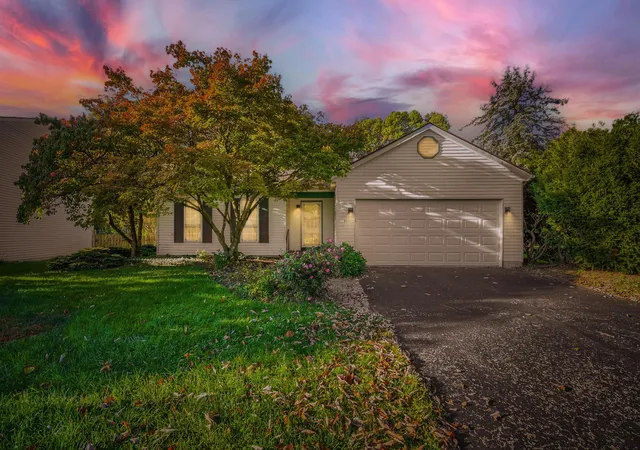 Photo 1 of Single family home for sale at 1999 Charmingfare St, Columbus, OH 43228 | MLS# 226039169 | Listing updated on 2026-10-30
