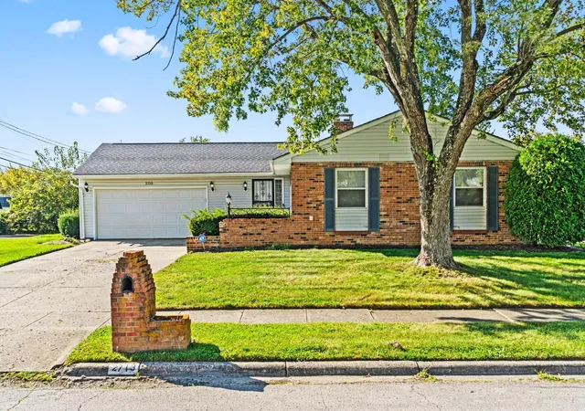 Photo 1 of Single family home for sale at 2713 Marview Rd, Columbus, OH 43219 | MLS# 226039231 | Listing updated on 2026-10-21