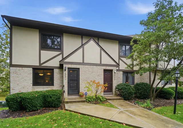 Photo 1 of Condo for sale at 5241 Wood Run Blvd #85, Columbus, OH 43220 | MLS# 226039243 | Listing updated on 2026-10-20