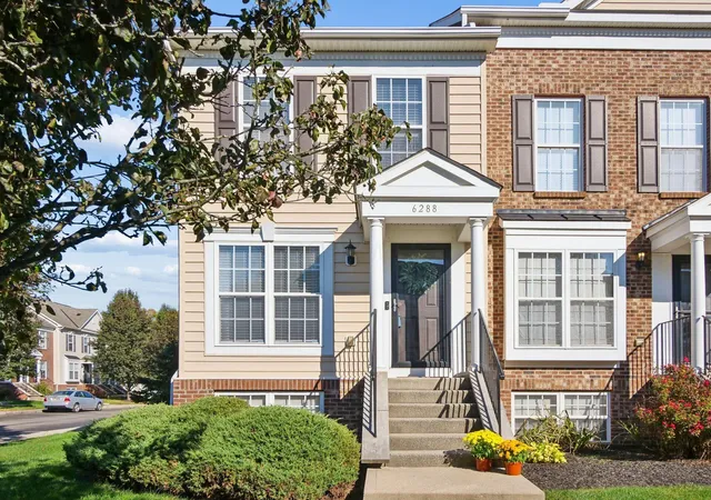 Condo for sale at 6288 Hares Ear Dr #38, Columbus, OH 43230 | MLS# 226040906