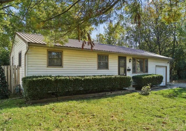 Single family home for sale at 202 N Southampton Ave, Columbus, OH 43204 | MLS# 226040418