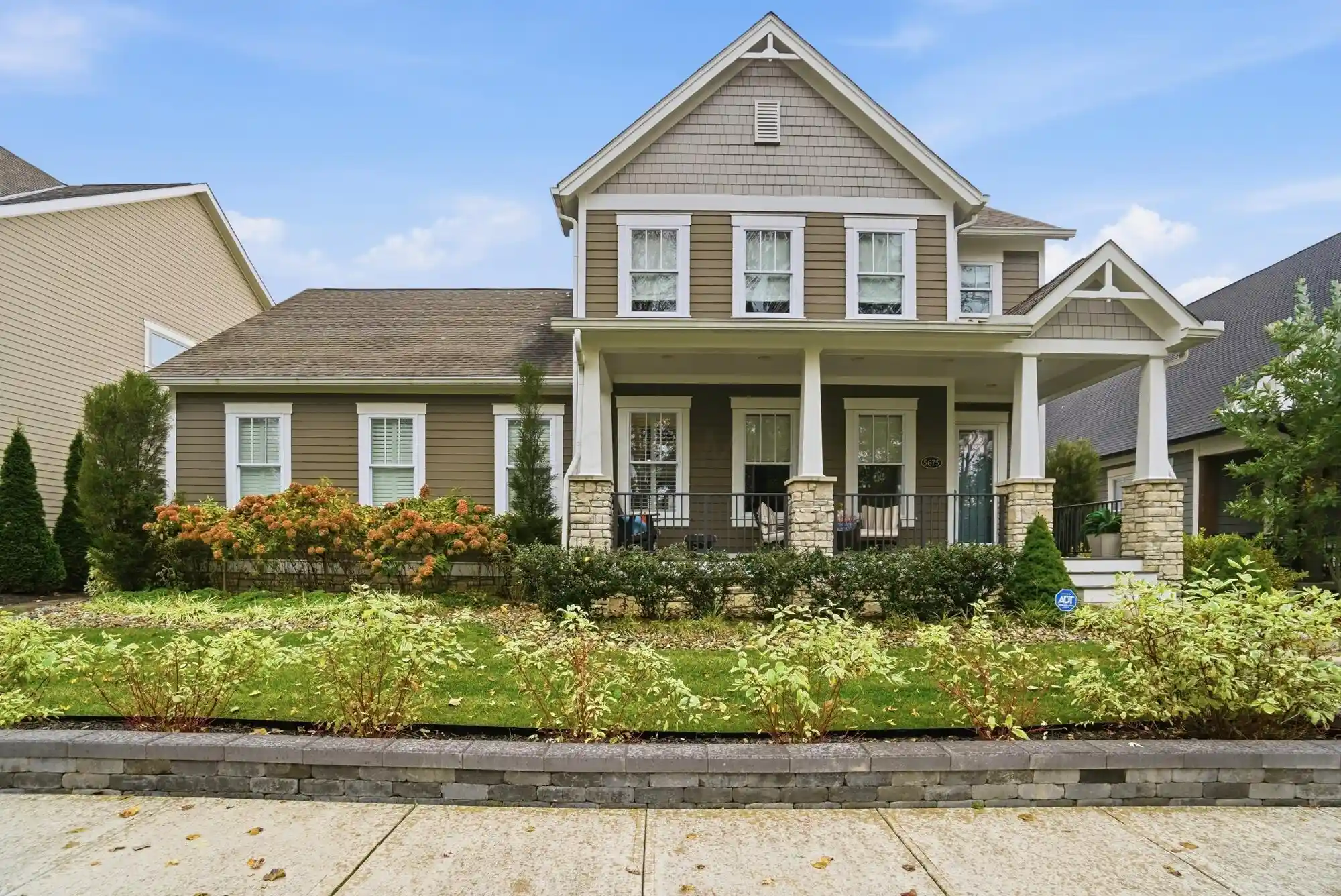 Photo 1 of Single family home for sale at 5675 Evans Farm Dr, Lewis Center, OH 43035 | MLS# 226039360 | Listing updated on 2026-10-24