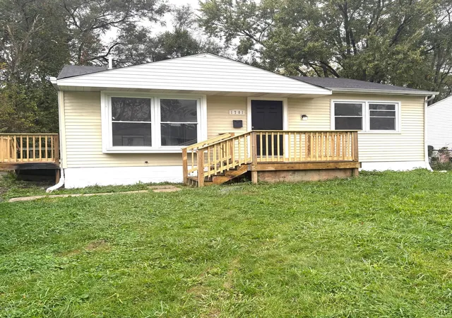 Photo 1 of Single family home for sale at 1701 Omar Dr, Columbus, OH 43207 | MLS# 226039534 | Listing updated on 2026-10-20