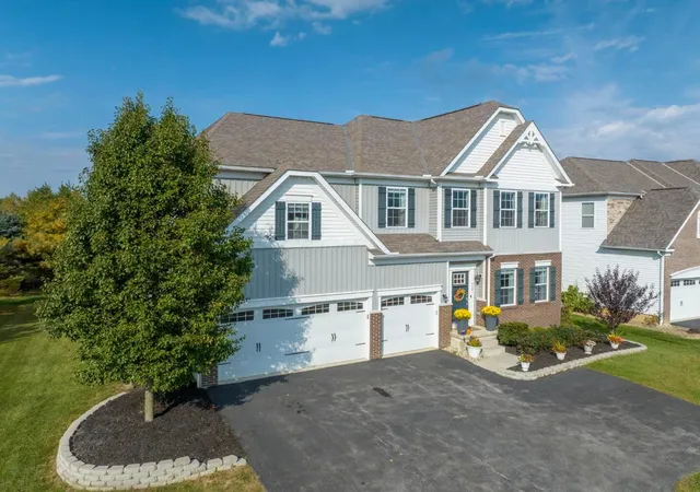Photo 1 of Single family home for sale at 4581 Demorest Rd, Grove City, OH 43123 | MLS# 226039382 | Listing updated on 2026-10-19