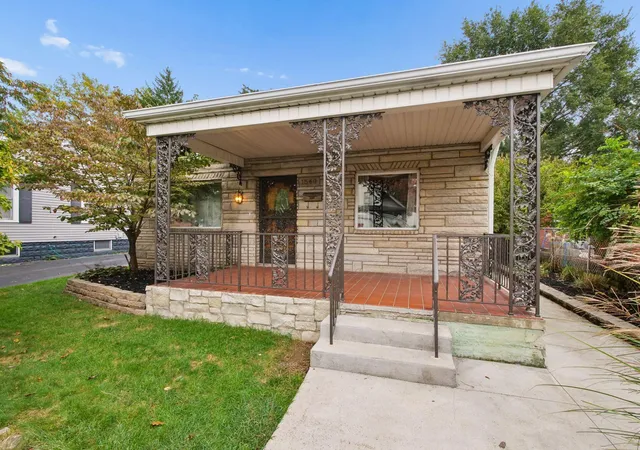 Photo 1 of Single family home for sale at 1540 Westwood Ave, Columbus, OH 43212 | MLS# 226039407 | Listing updated on 2026-10-26