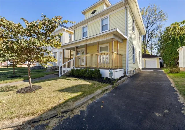 Photo 1 of Single family home for sale at 1454 N Limestone St, Springfield, OH 45503 | MLS# 226040025 | Listing updated on 2026-10-21