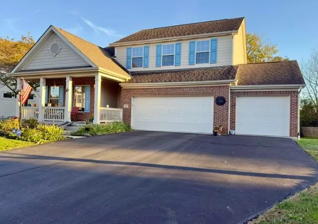 Photo 1 of Single family home for sale at 327 Pagoda Ct, Pickerington, OH 43147 | MLS# 226039470 | Listing updated on 2026-10-26