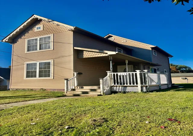 Photo 1 of Single family home for sale at 624 Blacklick St, Groveport, OH 43125 | MLS# 226039505 | Listing updated on 2026-10-27