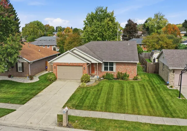 Single family home for sale at 1762 Delmar Dr, Springfield, OH 45503 | MLS# 226039570