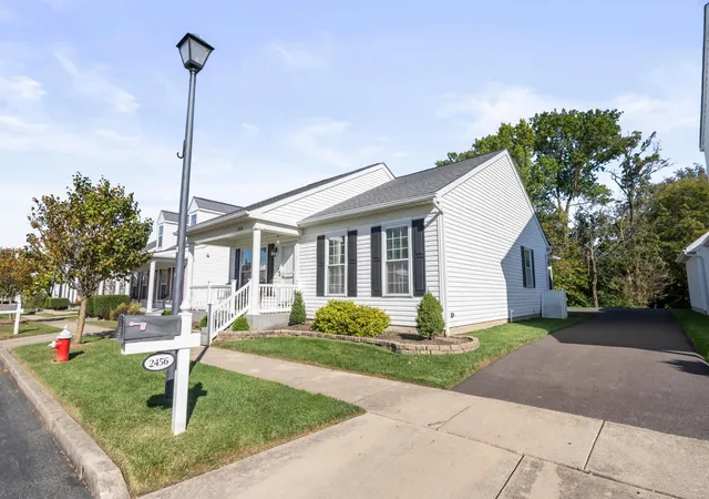 Photo 1 of Single family home for sale at 2456 Lyncross St, Grove City, OH 43123 | MLS# 226039911 | Listing updated on 2026-10-29