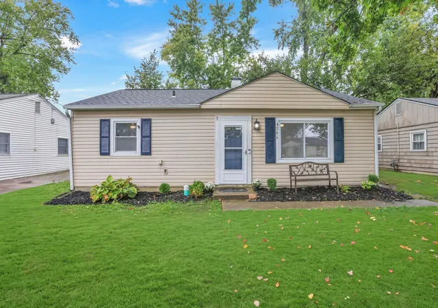 Photo 1 of Single family home for sale at 4546 Saint Anthony Ln, Columbus, OH 43213 | MLS# 226039597 | Listing updated on 2026-10-29