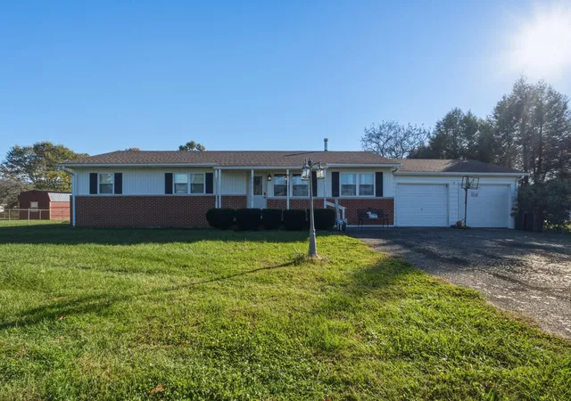 Photo 1 of Single family home for sale at 1456 Maple Grv Rd, Chillicothe, OH 45601 | MLS# 226039623 | Listing updated on 2026-10-22