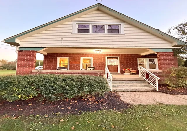 Photo 1 of Single family home for sale at 4953 E Walnut St, Westerville, OH 43081 | MLS# 226040195 | Listing updated on 2026-10-22
