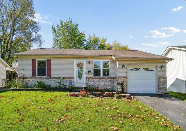 Photo 1 of Single family home for sale at 817 Upwoods Dr, Columbus, OH 43228 | MLS# 226040388 | Listing updated on 2026-10-23