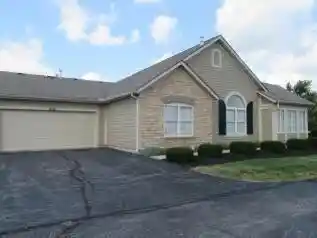 Listing Photo 1 - Condo for sale in 784 Lambton Cir W located at 784 Lambton Cir W, Lancaster, OH 43130 - Unit 784 Lambton Cir W