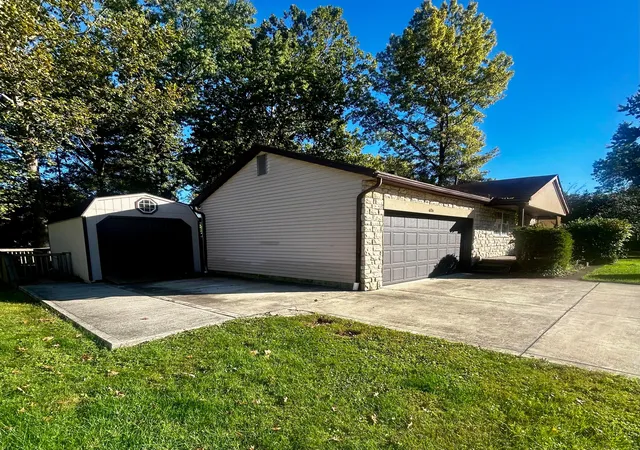 Single family home for sale at 626 Country Clb Rd, Columbus, OH 43213 | MLS# 226039675