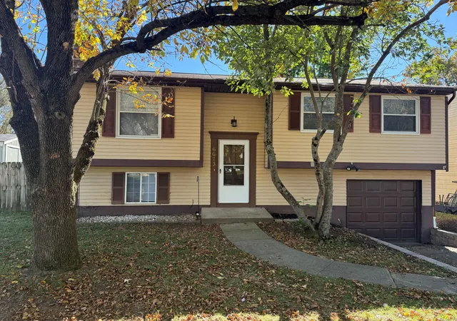 Single family home for sale at 6673 Centennial Dr, Reynoldsburg, OH 43068 | MLS# 226039792