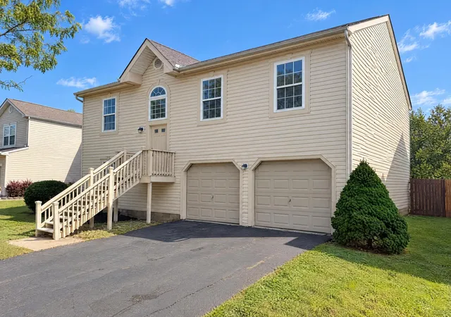 Photo 1 of Single family home for sale at 3308 Kady Ln, Columbus, OH 43232 | MLS# 226039728 | Listing updated on 2026-10-29