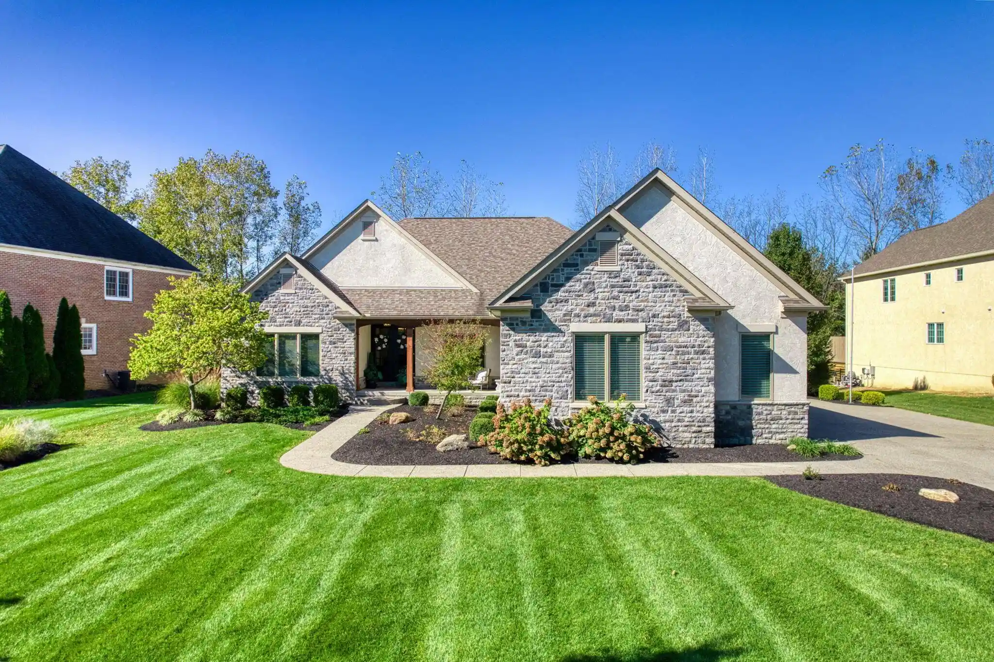 Photo 1 of Sale Pending at 6707 Optimara Dr, Pickerington, OH 43147 | MLS# 226039962 | Listing updated on 2026-10-24