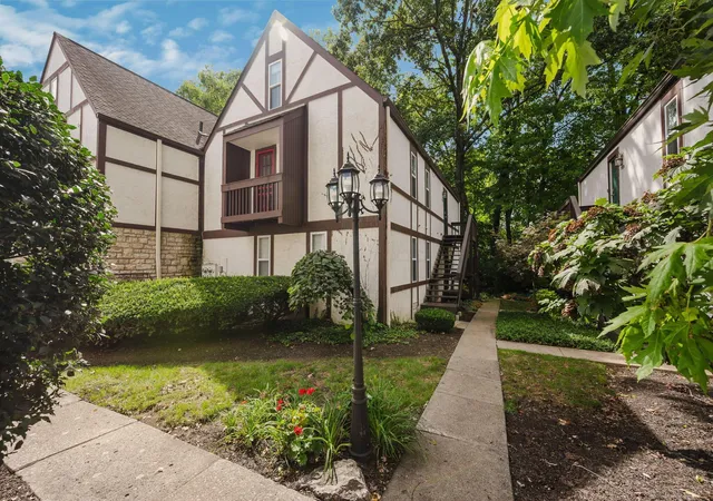 Condo for sale at 1587 Arlington Ave #B, Marble Cliff, OH 43212 | MLS# 226039814