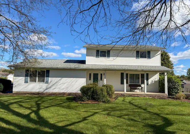 Photo 1 of Single family home for sale at 2486 Sheridan Dr, Lancaster, OH 43130 | MLS# 226040085 | Listing updated on 2026-10-29