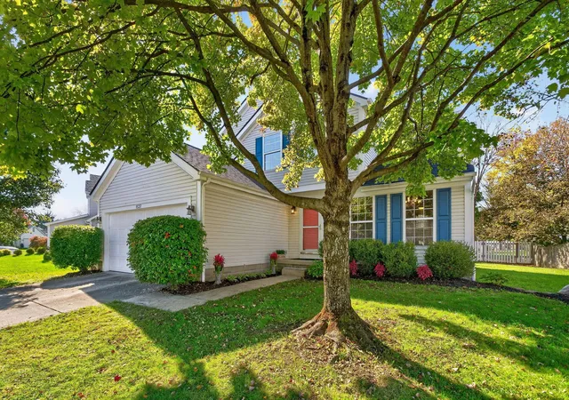 Photo 1 of Single family home for sale at 1537 Weiskopf Dr, Columbus, OH 43228 | MLS# 226040314 | Listing updated on 2026-10-23