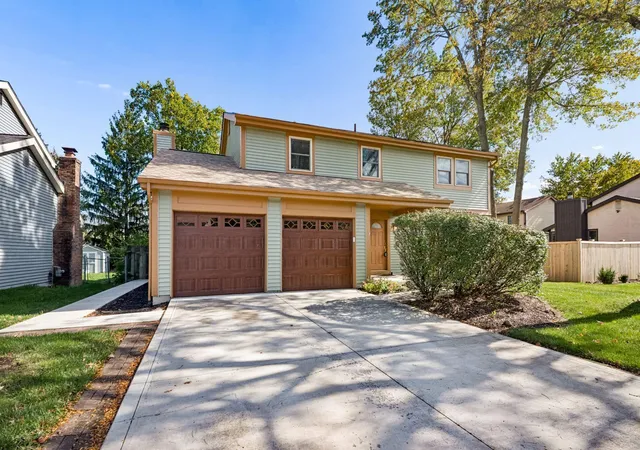 Photo 1 of Single family home for sale at 862 Ridenour Rd, Columbus, OH 43230 | MLS# 226040470 | Listing updated on 2026-10-23