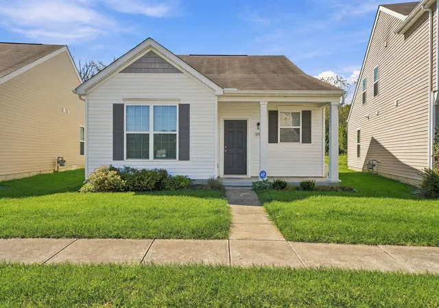 Single family home for sale at 2283 Doneen Dr, Columbus, OH 43219 | MLS# 226039877