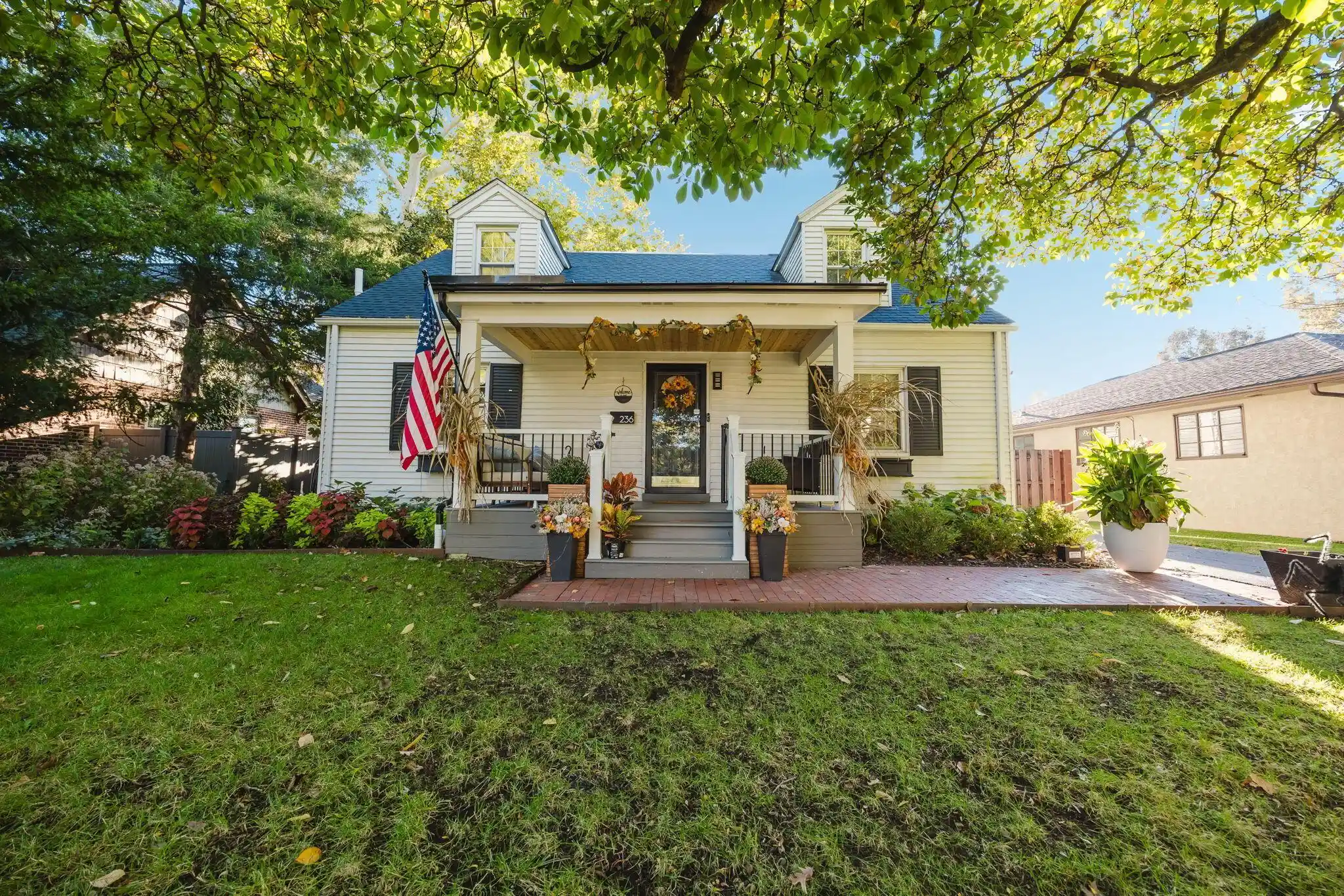 Photo 1 of Single family home for sale at 236 N Roosevelt Ave, Columbus, OH 43209 | MLS# 226040079 | Listing updated on 2026-10-26