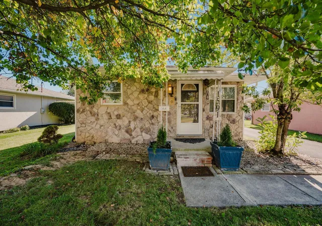 Photo 1 of Single family home for sale at 1591 E Gates St, Columbus, OH 43206 | MLS# 226039945 | Listing updated on 2026-10-24